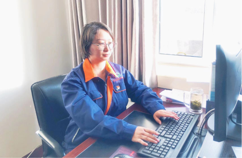 省物產集團黨務工作者、先進模范持續熱議黨的二十大精神（二）